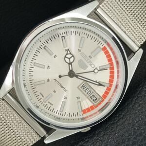 Vintage 1974 Seiko Automatic Mens Silver Watch W/daydate & Red accents
